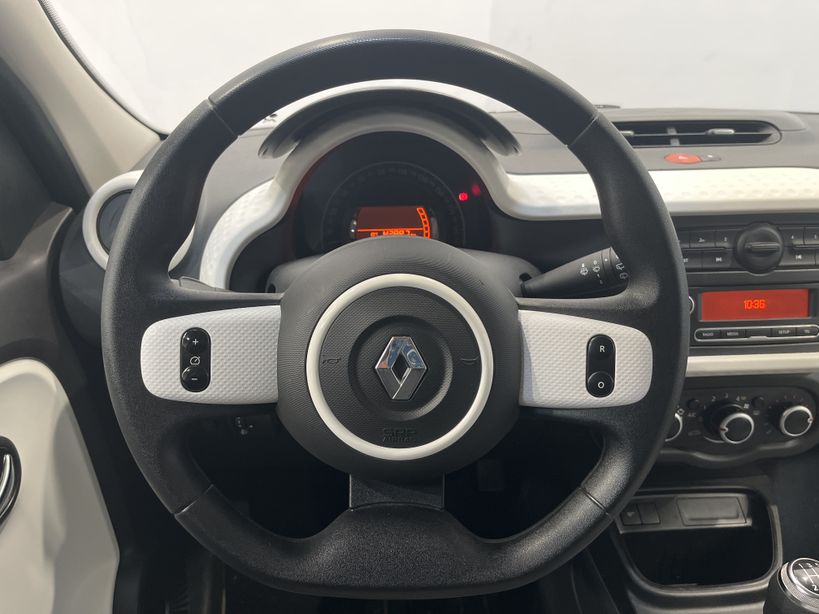 RENAULT TWINGO III 2021 - Photo n°11