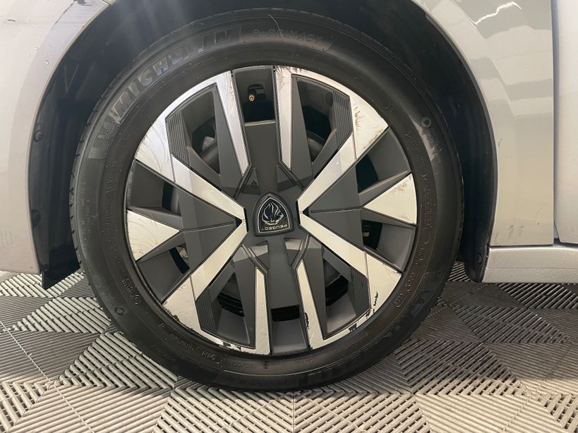 PEUGEOT 208 2025 - Photo n°1