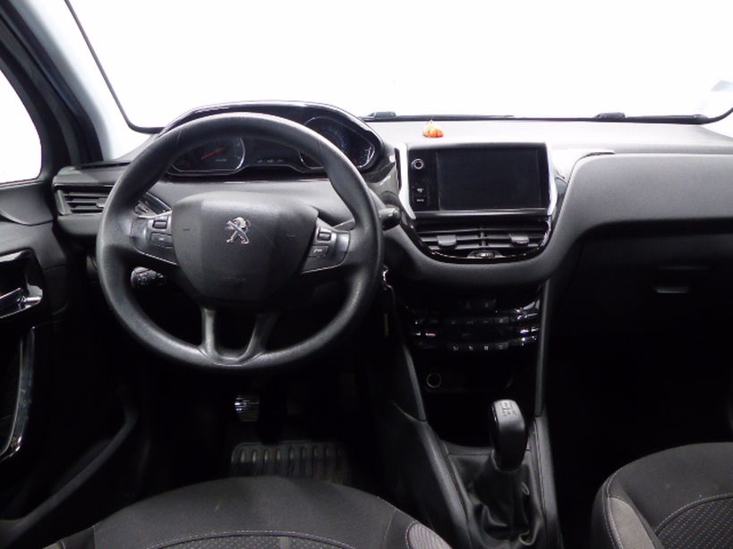 PEUGEOT 208 2013 - Photo n°8
