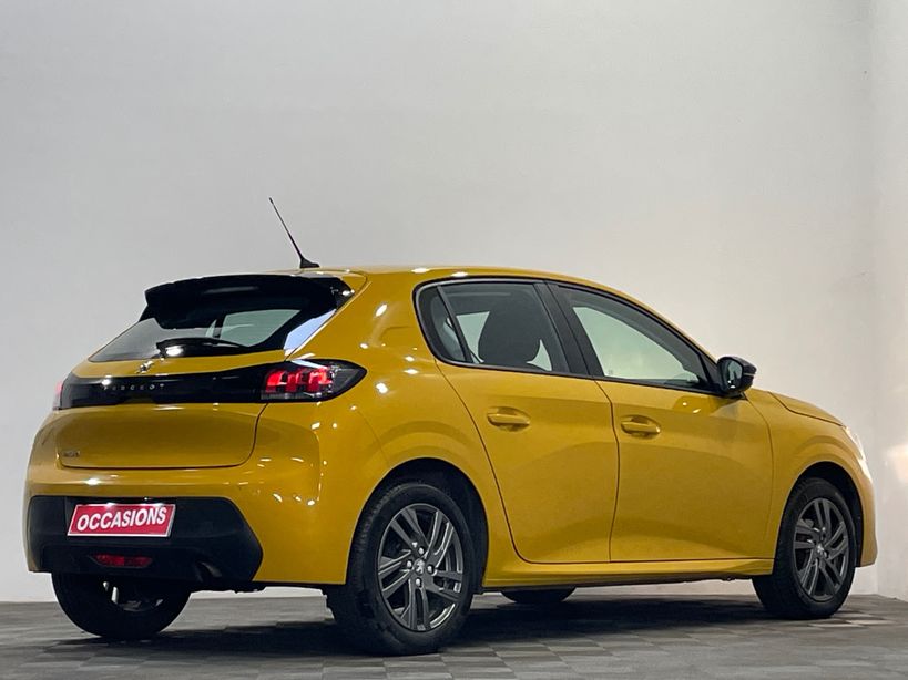 PEUGEOT 208 2022 - Photo n°3