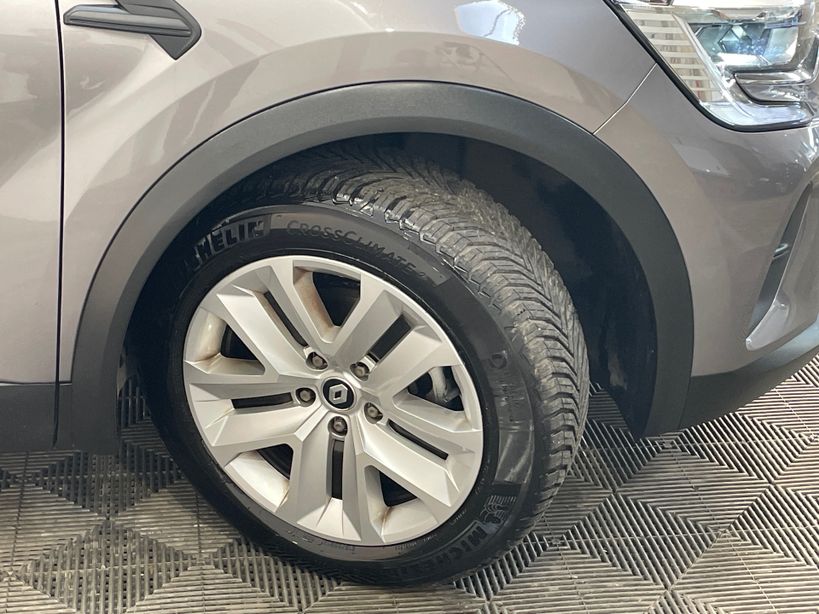 RENAULT CAPTUR 2023 - Photo n°4