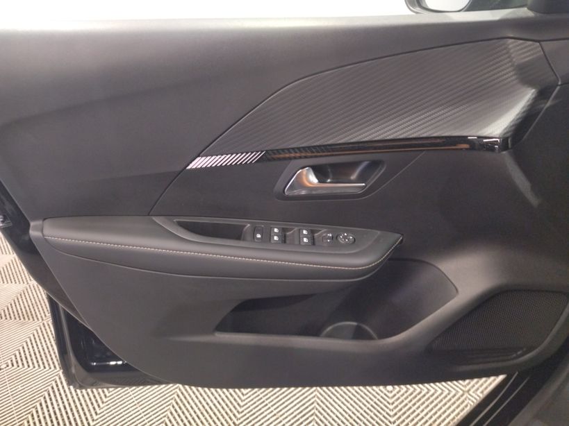 PEUGEOT 208 2024 - Photo n°10