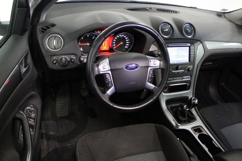 FORD MONDEO 2014 - Photo n°9
