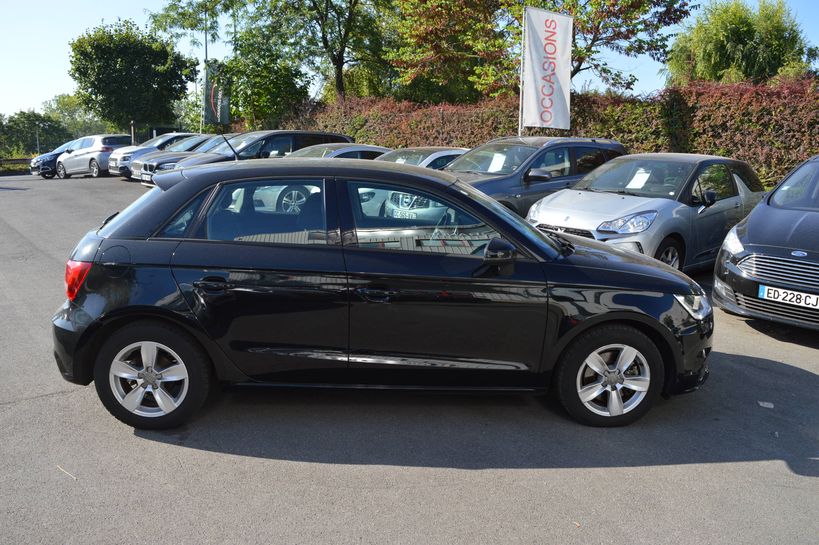 AUDI A1 SPORTBACK BUSINESS 2015 - Photo n°16
