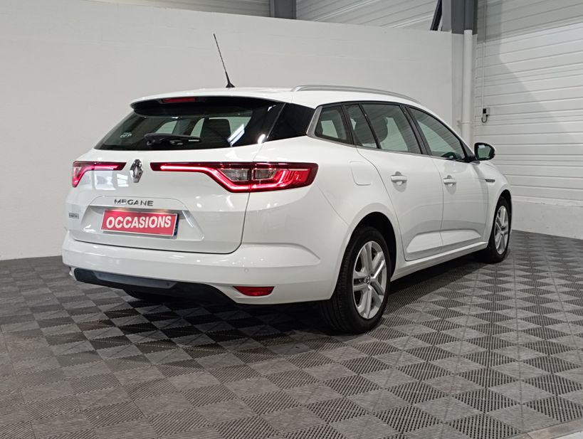 RENAULT MEGANE IV ESTATE BUSINESS 2019 - Photo n°6