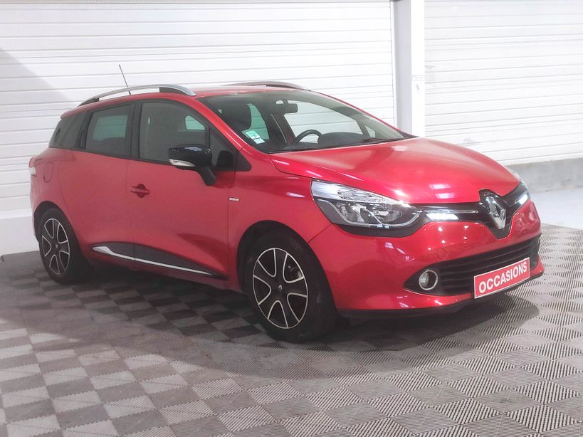 RENAULT CLIO IV ESTATE 2015 - Photo n°3