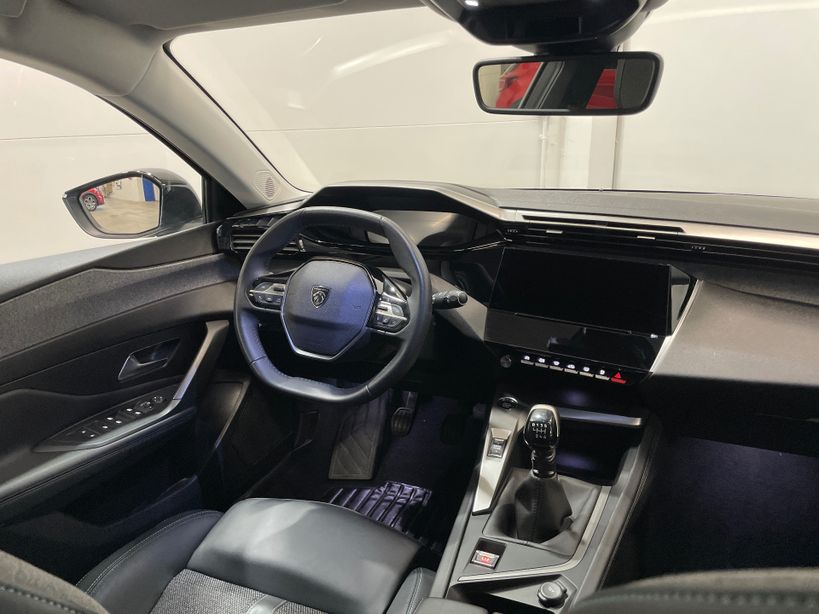 PEUGEOT 308 2023 - Photo n°9