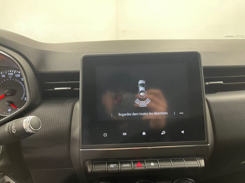 RENAULT CLIO V 2021 - Photo n°20