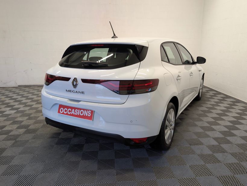 RENAULT MEGANE IV BERLINE 2022 - Photo n°5