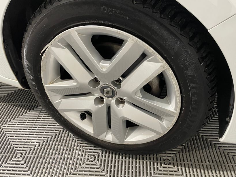 RENAULT CLIO V 2020 - Photo n°8