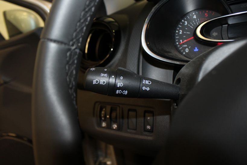 RENAULT CLIO IV 2019 - Photo n°25