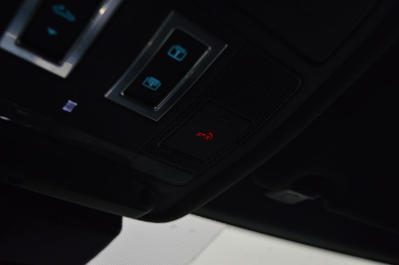 JAGUAR XE 2017 - Photo n°41