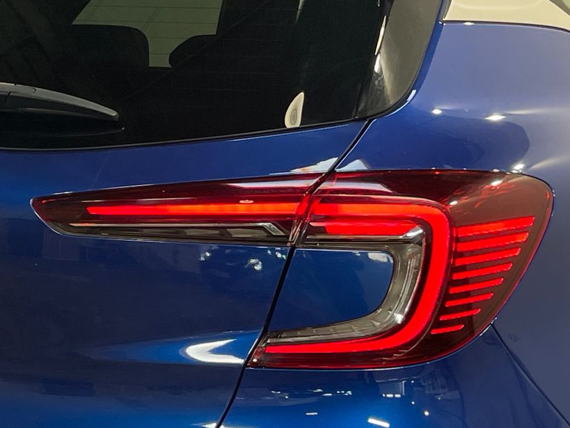 RENAULT CAPTUR 2022 - Photo n°8