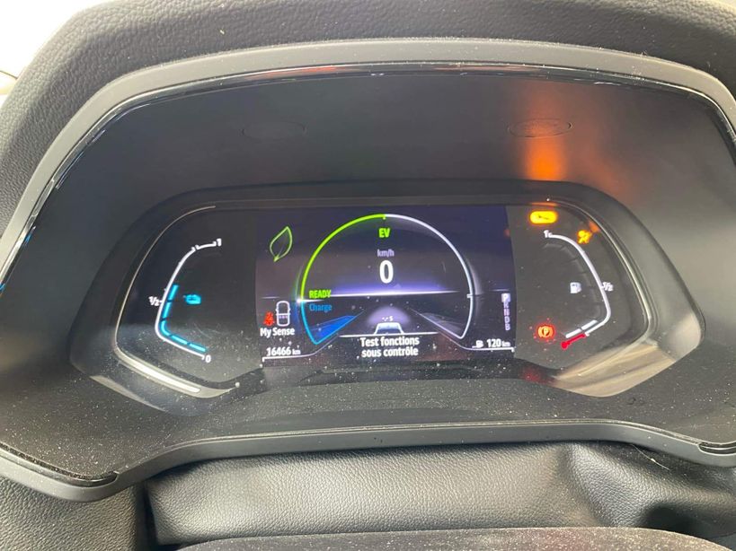RENAULT CAPTUR 2023 - Photo n°12