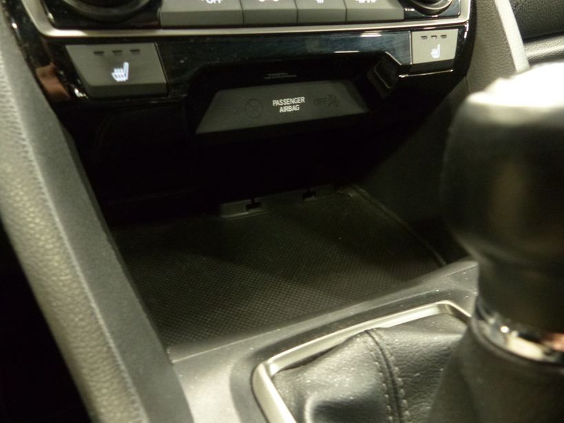 HONDA CIVIC 2018 2019 - Photo n°21