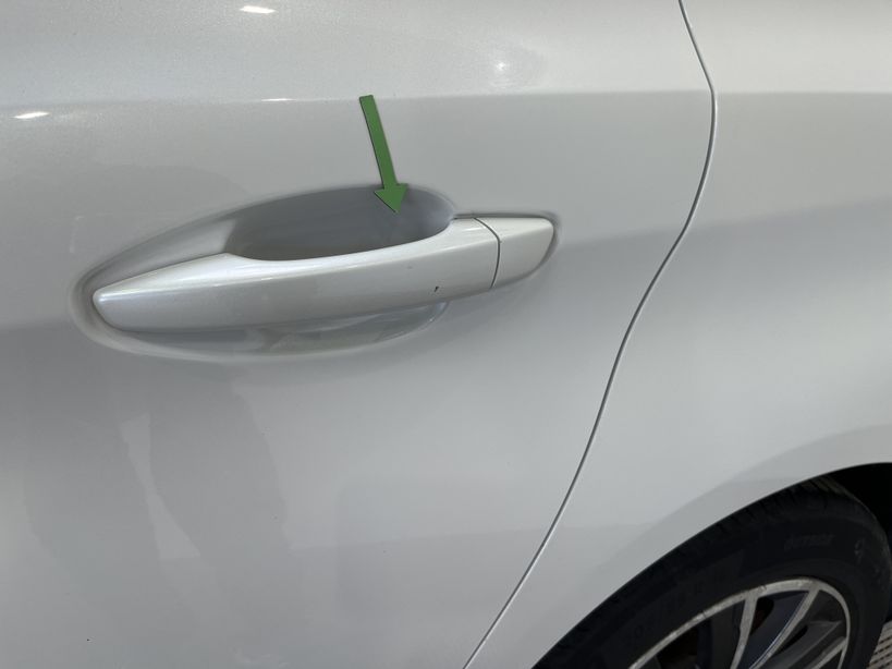 PEUGEOT 308 2015 - Photo n°19
