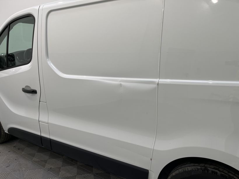 RENAULT TRAFIC FOURGON 2019 - Photo n°29