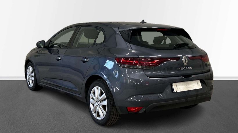 RENAULT MEGANE IV BERLINE 2022 - Photo n°6