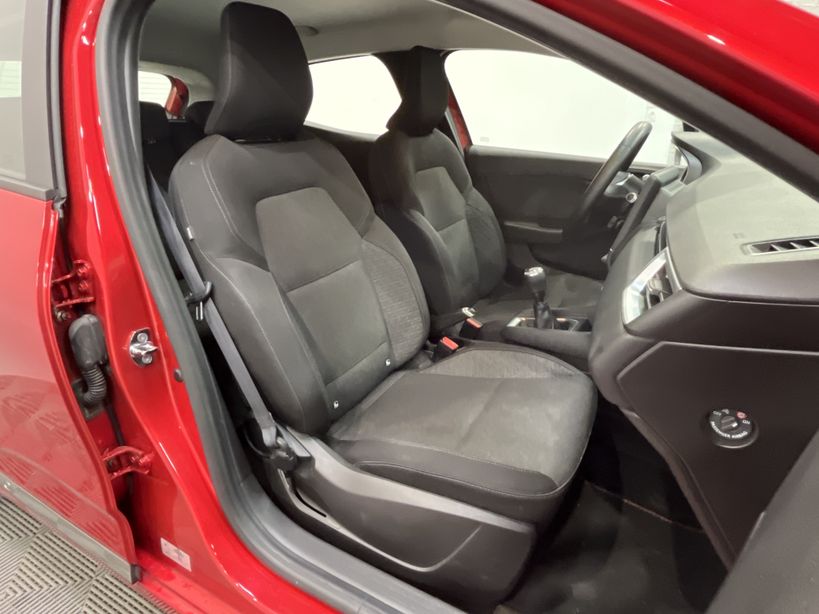 RENAULT CLIO V 2021 - Photo n°41
