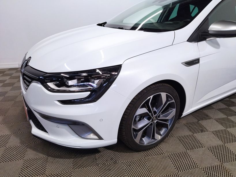 RENAULT MEGANE IV BERLINE 2020 - Photo n°3