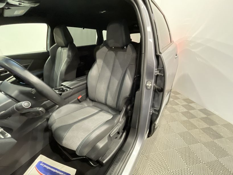 PEUGEOT 5008 2023 - Photo n°9