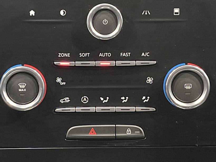 RENAULT MEGANE IV BERLINE BUSINESS 2020 - Photo n°14