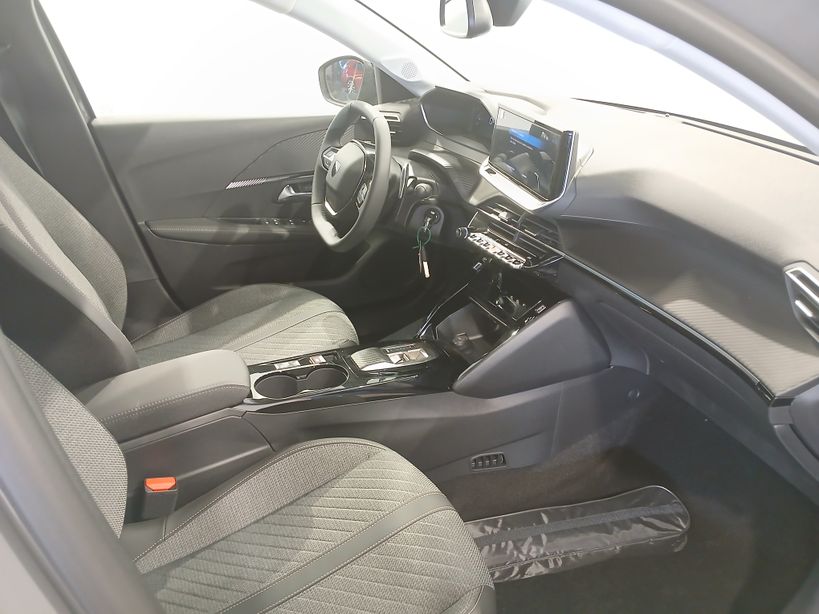 PEUGEOT 208 2025 - Photo n°8