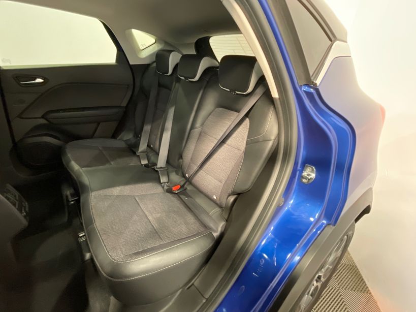 RENAULT CAPTUR 2022 - Photo n°10