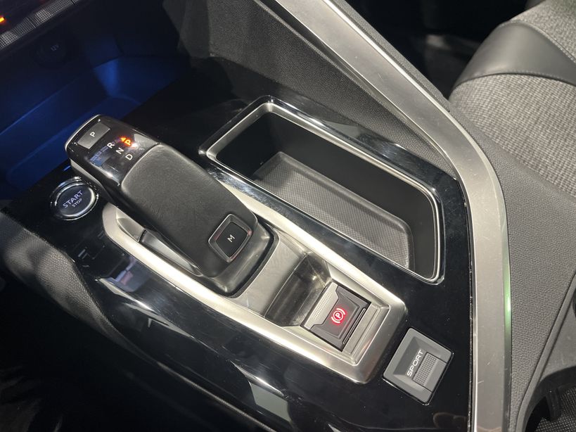 PEUGEOT 5008 2018 - Photo n°19