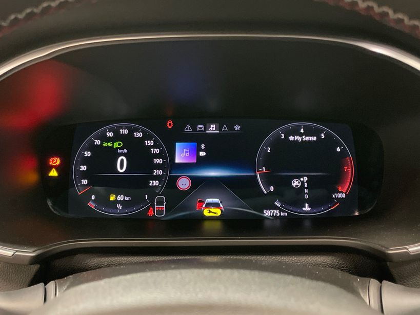 RENAULT MEGANE IV ESTATE 2022 - Photo n°18