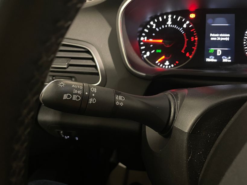 RENAULT MEGANE IV BERLINE 2022 - Photo n°31