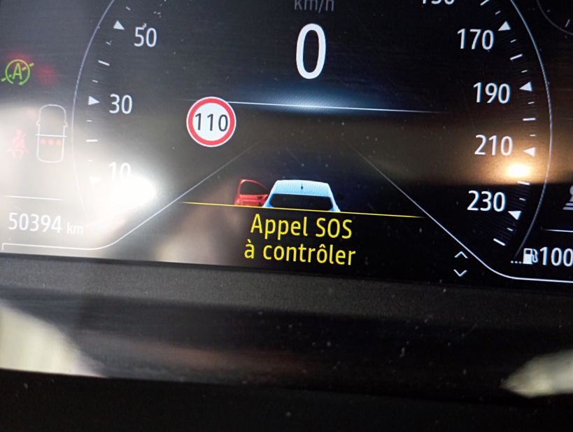 RENAULT MEGANE IV BERLINE 2021 - Photo n°14