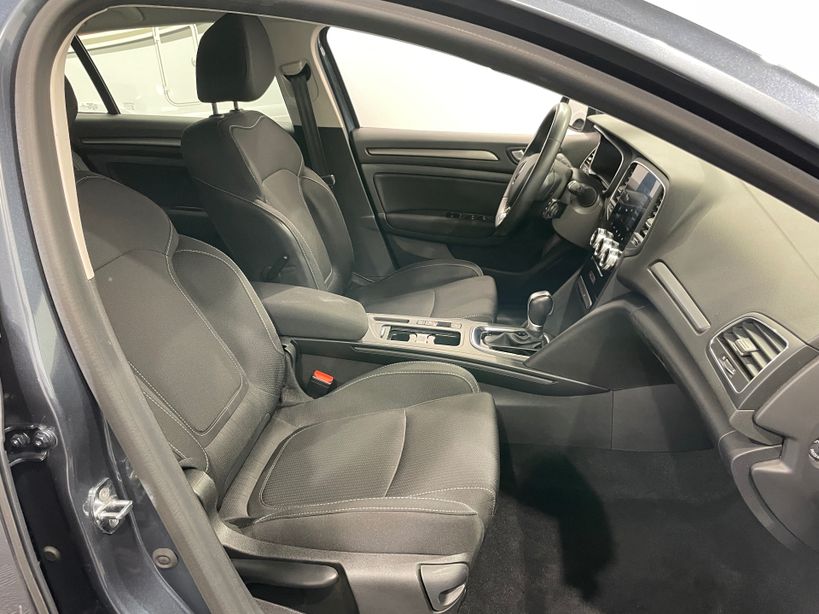 RENAULT MEGANE IV ESTATE 2021 - Photo n°34