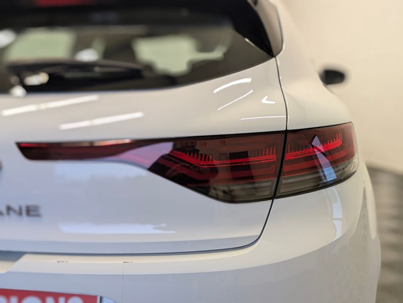 RENAULT MEGANE IV BERLINE 2022 - Photo n°9