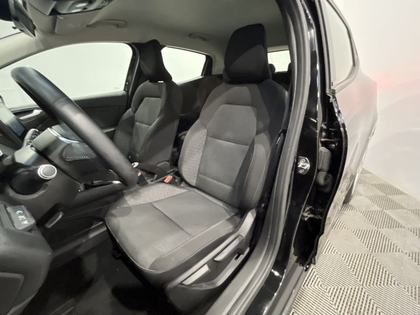 RENAULT CLIO V 2021 - Photo n°9
