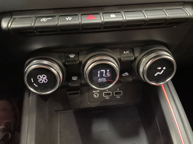 RENAULT CLIO V 2022 - Photo n°24