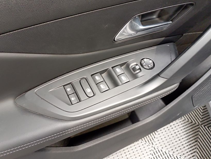 PEUGEOT 308 2024 - Photo n°36