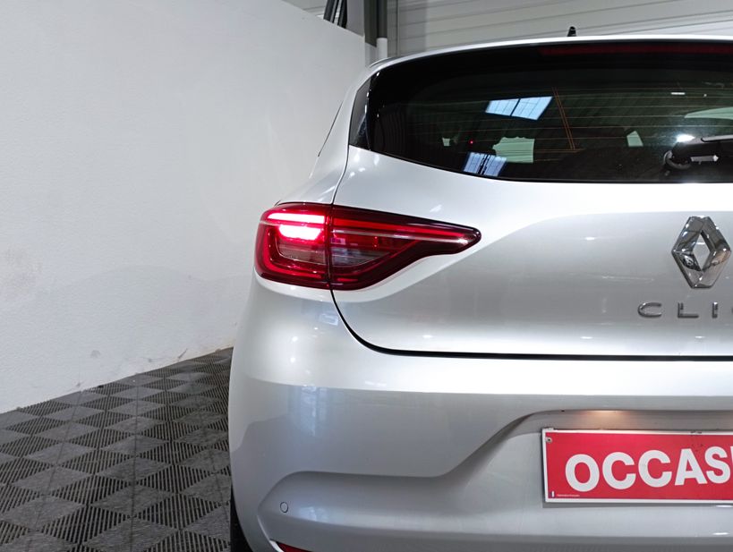 RENAULT CLIO V 2020 - Photo n°9