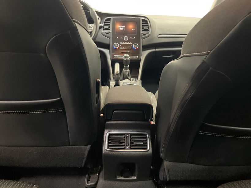 RENAULT MEGANE IV ESTATE BUSINESS 2021 - Photo n°39