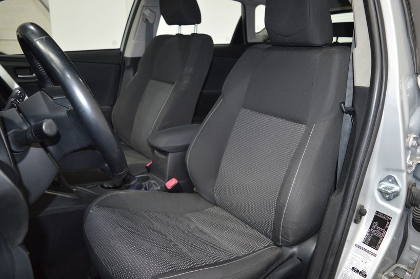 TOYOTA AURIS BUSINESS 2014 - Photo n°29