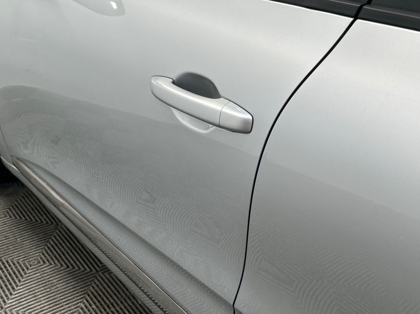 RENAULT CLIO V 2022 - Photo n°6