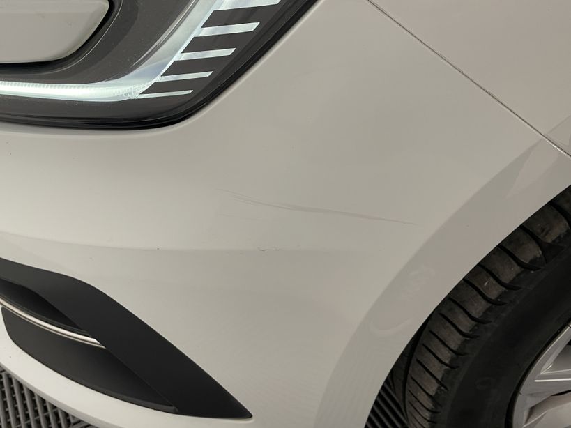 RENAULT MEGANE IV BERLINE 2021 - Photo n°8