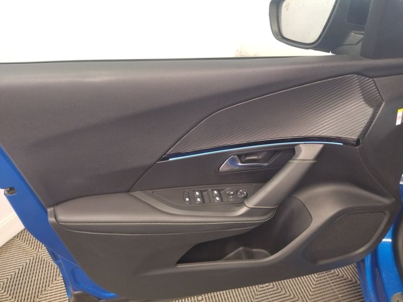 PEUGEOT 2008 2021 - Photo n°10