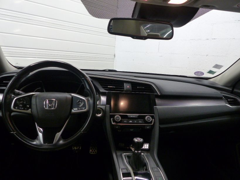 HONDA CIVIC 4 PORTES 2017 2017 - Photo n°8