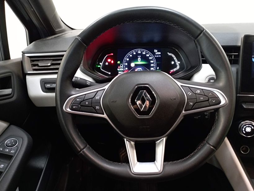 RENAULT CLIO V 2021 - Photo n°16