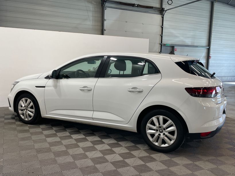 RENAULT MEGANE IV BERLINE 2021 - Photo n°27