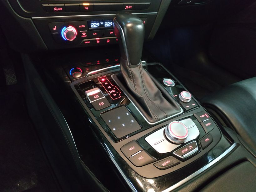 AUDI A6 AVANT 2016 - Photo n°24