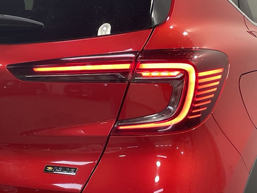 RENAULT CAPTUR 2021 - Photo n°8