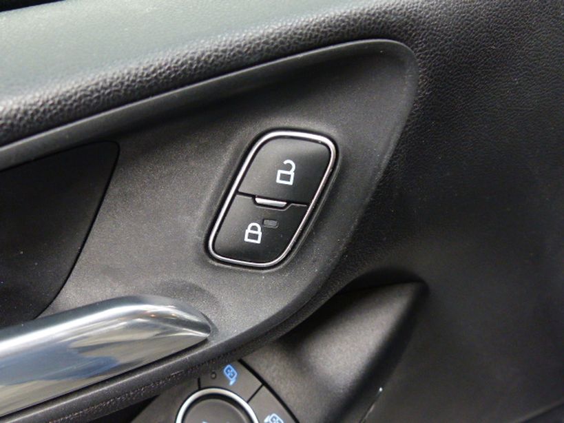 FORD FIESTA 2019 - Photo n°16