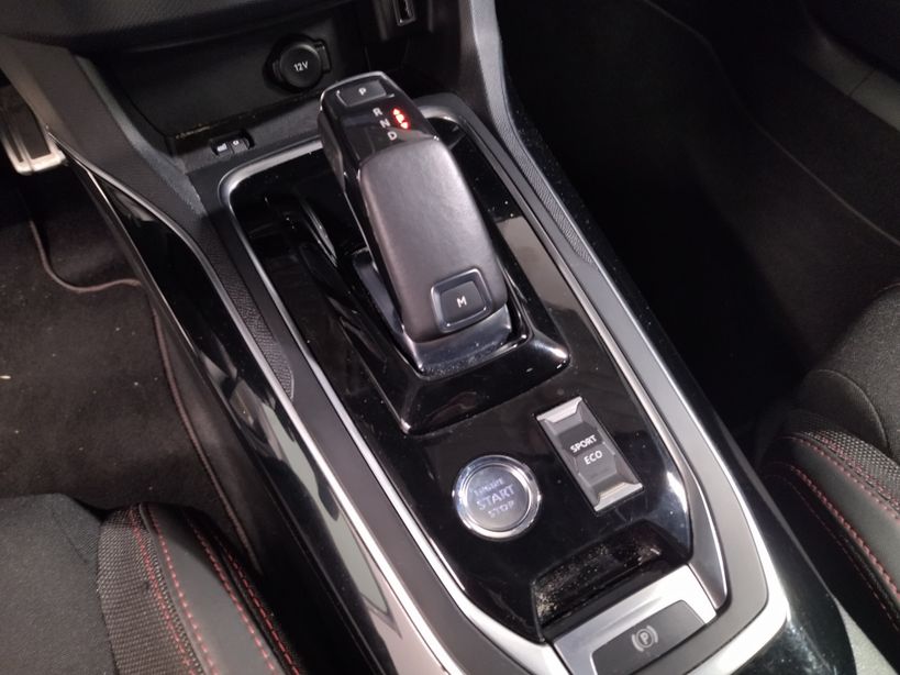 PEUGEOT 308 2021 - Photo n°13